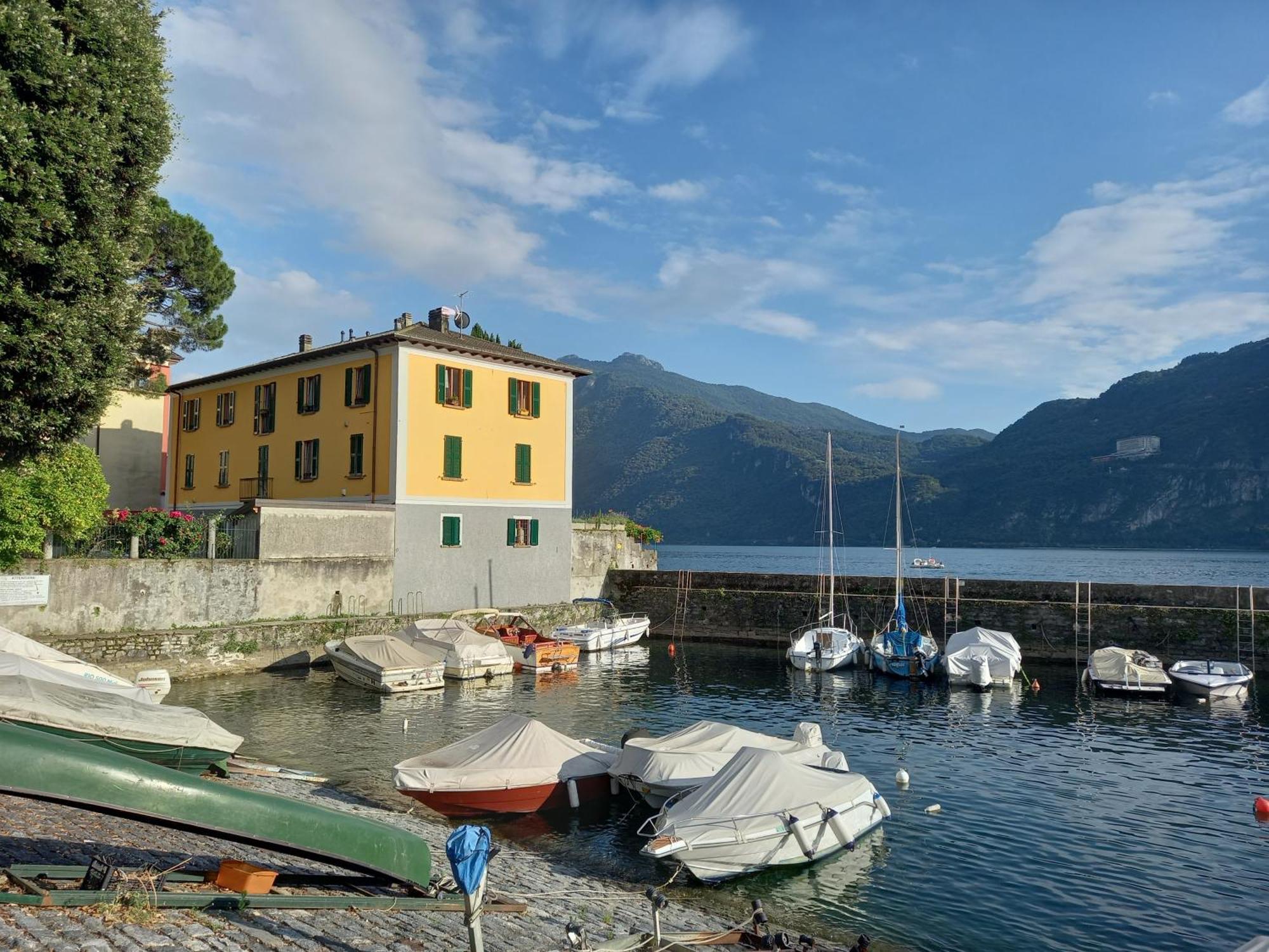 Casetta Del Molo แมนเดลโล เดล ลาริโอ ภายนอก รูปภาพ
